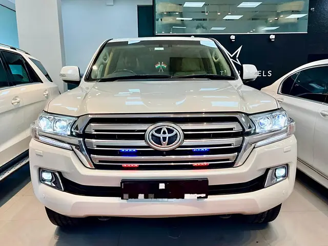Used 2017 Toyota Land Cruiser in Mumbai