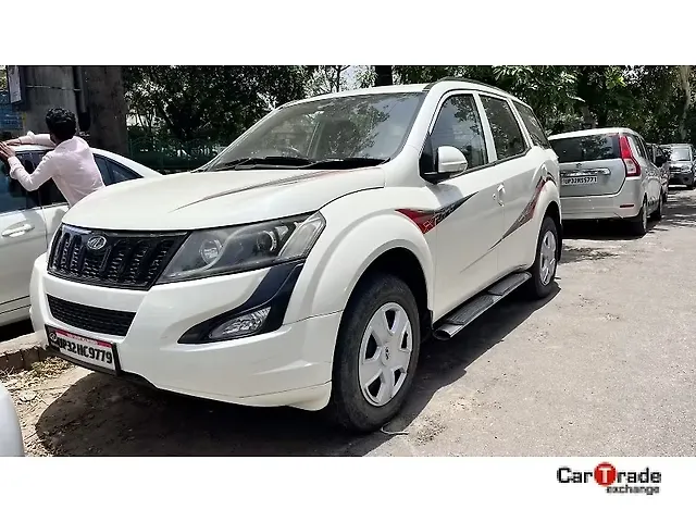 Used Mahindra XUV500 [2015-2018] W6 in Lucknow