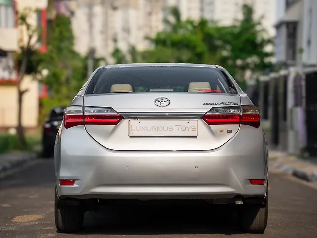 Used Toyota Corolla Altis G Petrol in Kolkata