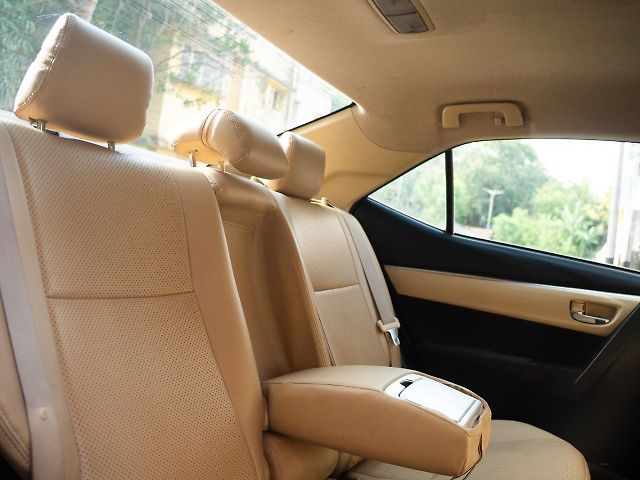 Used Toyota Corolla Altis G Petrol in Kolkata