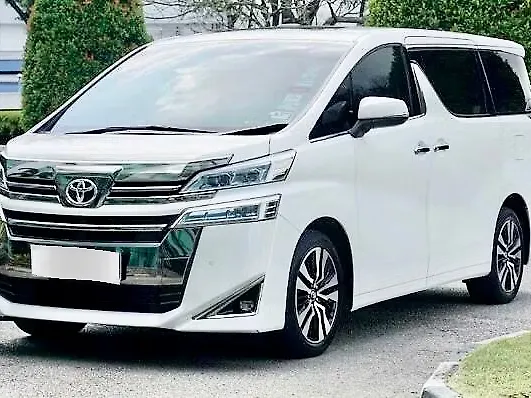 Used 2023 Toyota Vellfire in Delhi