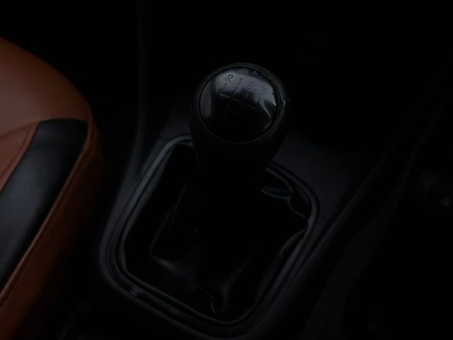 Used Volkswagen Polo [2010-2012] Comfortline 1.2L (P) in Bangalore