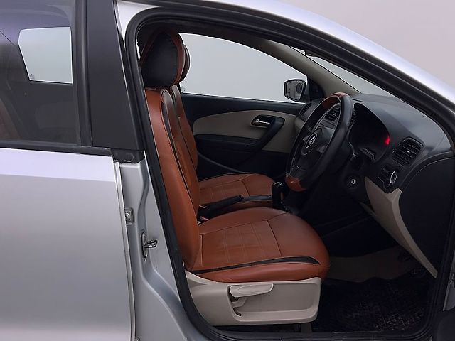 Used Volkswagen Polo [2010-2012] Comfortline 1.2L (P) in Bangalore