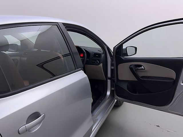 Used Volkswagen Polo [2010-2012] Comfortline 1.2L (P) in Bangalore