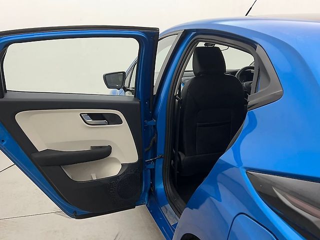 Used Tata Altroz XZ Plus i-Turbo Petrol Dark Edition [2021-2023] in Hyderabad