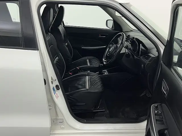 Used Maruti Suzuki Swift [2018-2021] ZXi AMT [2018-2019] in Delhi