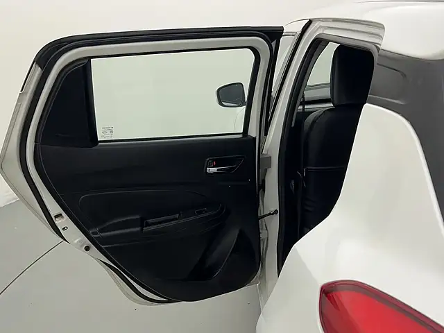 Used Maruti Suzuki Swift [2018-2021] ZXi AMT [2018-2019] in Delhi