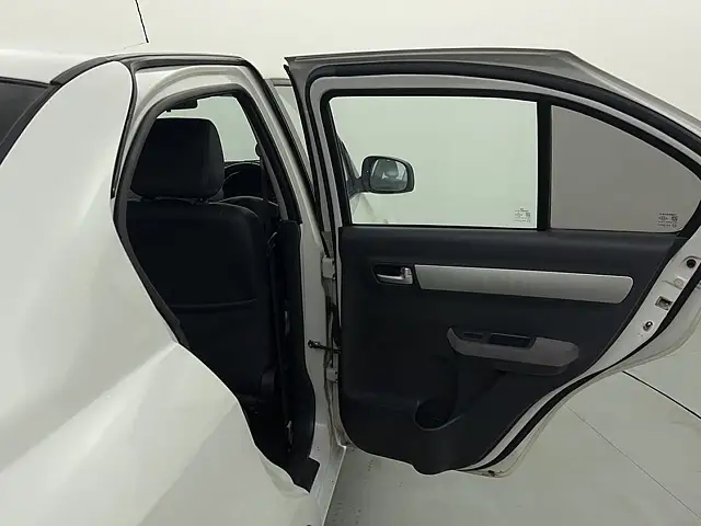 Used Maruti Suzuki Swift Dzire [2010-2011] VXi 1.2 BS-IV in Ghaziabad