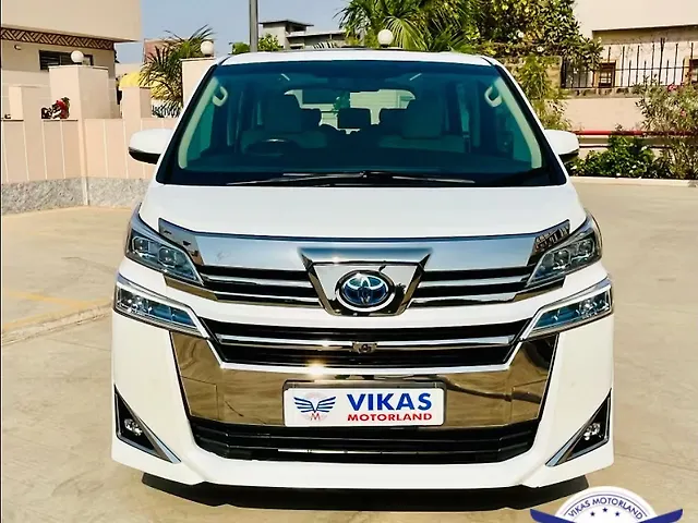 Used 2023 Toyota Vellfire in Ahmedabad