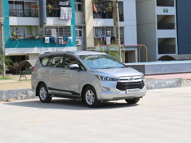 Used Toyota Innova Crysta [2016-2020] 2.4 VX 8 STR [2016-2020] in Lucknow