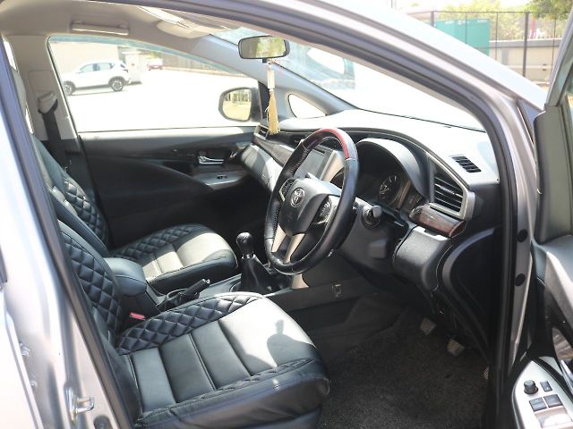 Used Toyota Innova Crysta [2016-2020] 2.4 VX 8 STR [2016-2020] in Lucknow