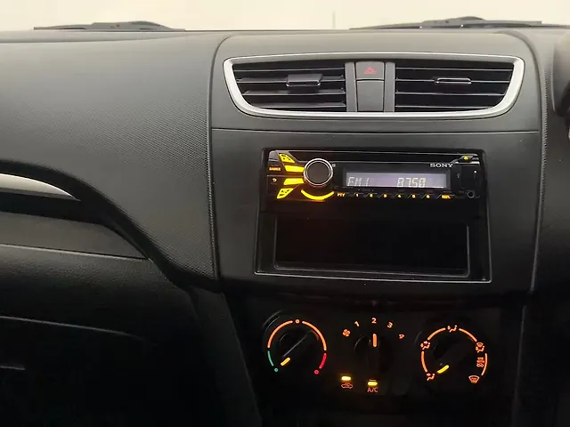 Used Maruti Suzuki Swift [2011-2014] VXi in Hyderabad