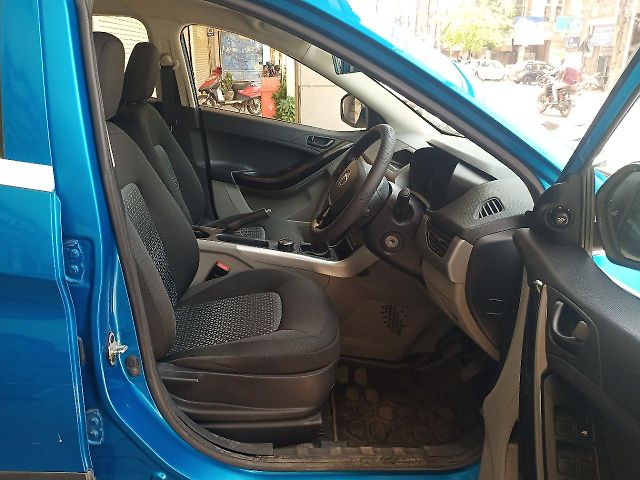 Used Tata Nexon [2017-2020] XM in Kanpur
