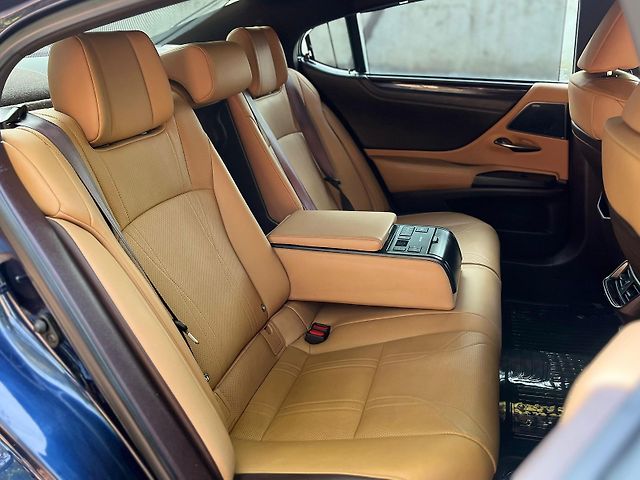 Used Lexus ES 300h Luxury [2020-2021] in Delhi