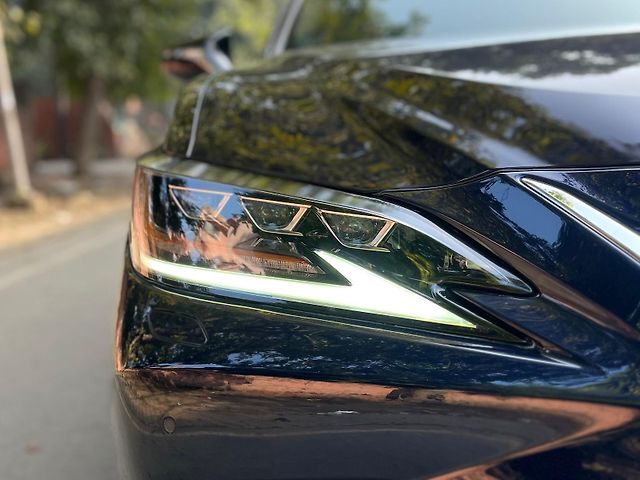 Used Lexus ES 300h Luxury [2020-2021] in Delhi