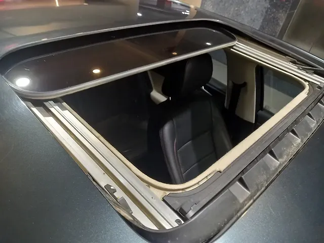 Used Volkswagen Virtus Topline 1.0 TSI MT in Ahmedabad