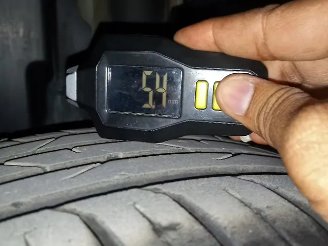 Used Volkswagen Virtus Topline 1.0 TSI MT in Ahmedabad