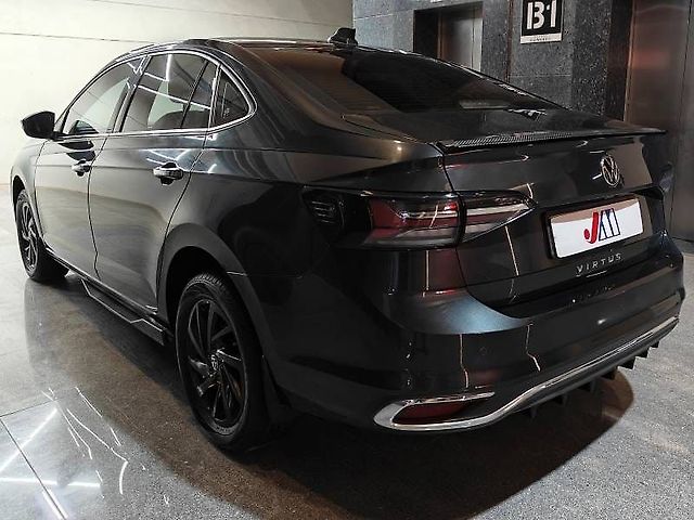 Used Volkswagen Virtus Topline 1.0 TSI MT in Ahmedabad