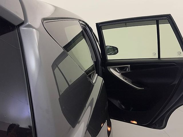 Used Toyota Innova Crysta [2016-2020] 2.4 V Diesel in Delhi