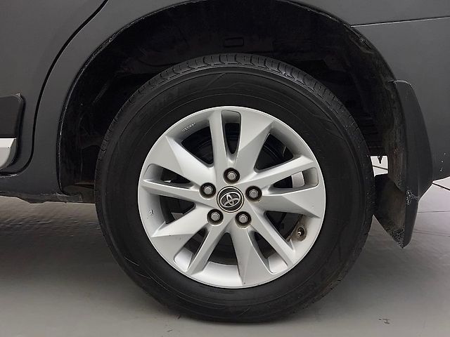 Used Toyota Innova Crysta [2016-2020] 2.4 V Diesel in Delhi
