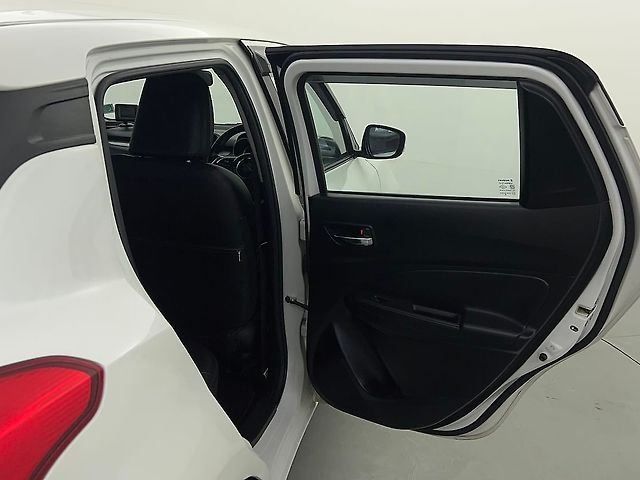 Used Maruti Suzuki Swift [2018-2021] ZXi AMT [2018-2019] in Delhi