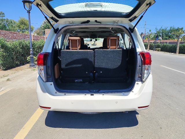 Second Hand 2016 Toyota Innova Crysta 2.8 ZX AT 7 STR for