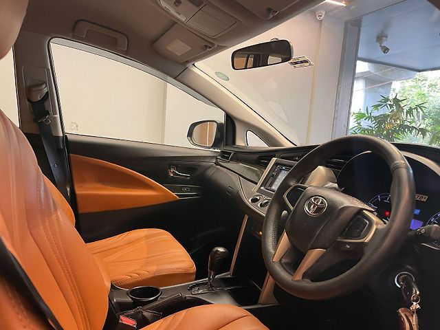 Used Toyota Innova Crysta [2016-2020] 2.8 GX AT 7 STR [2016-2020] in Mumbai