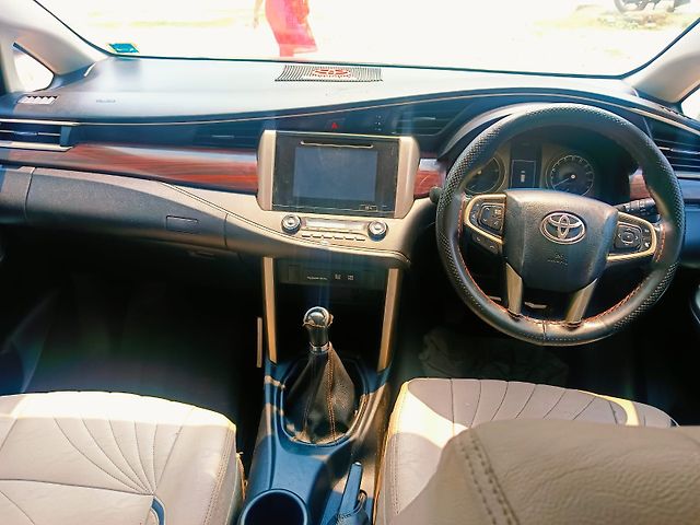 Used Toyota Innova Crysta [2016-2020] 2.4 VX 8 STR [2016-2020] in Kolkata