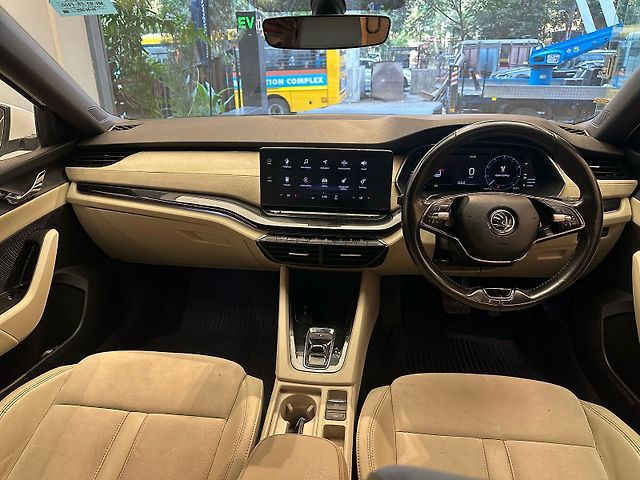 Used Skoda Octavia Style 2.0 in Mumbai