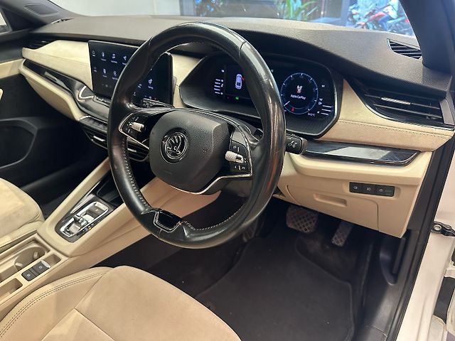 Used Skoda Octavia Style 2.0 in Mumbai