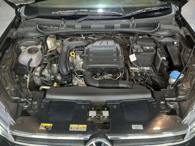 Used Volkswagen Virtus Topline 1.0 TSI MT in Ahmedabad