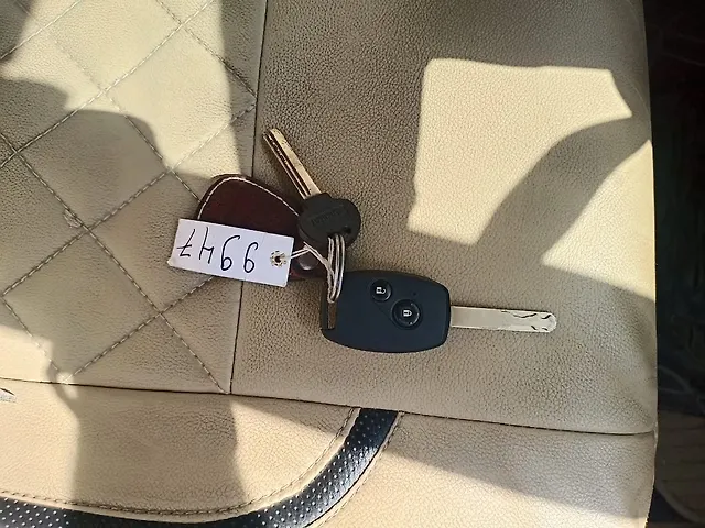 Used Honda Mobilio E Petrol in Kanpur