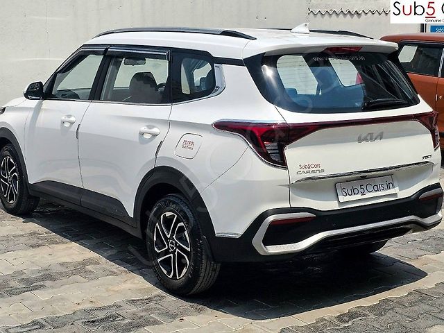 Used Kia Carens [2022-2023] Prestige Plus 1.4 Petrol DCT 7 STR in Hyderabad