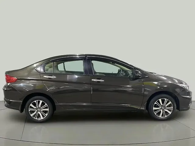 Used Honda City 4th Generation V Petrol [2017-2019] in Mumbai