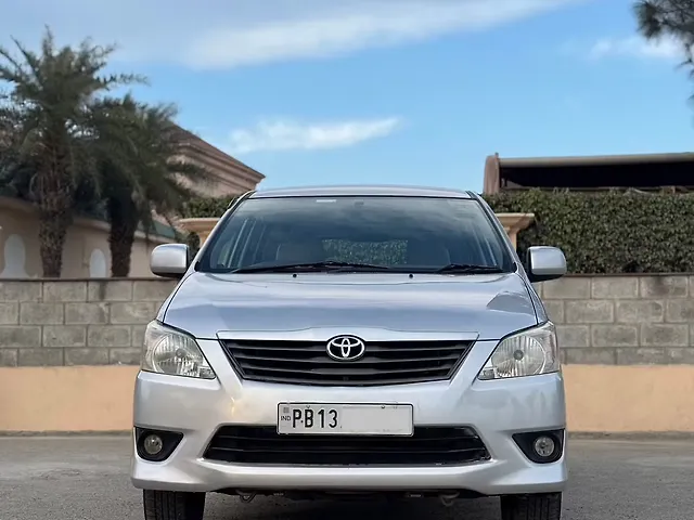 Used 2013 Toyota Innova in Jalandhar