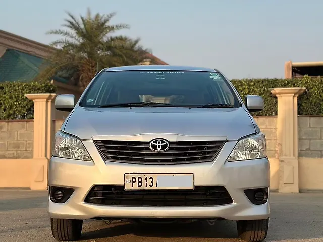 Used 2012 Toyota Innova in Jalandhar