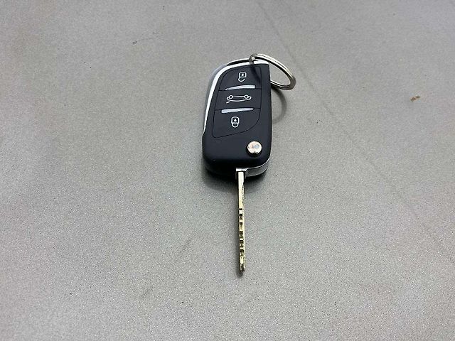 Used Maruti Suzuki Swift [2021-2024] VXi [2021-2023] in Ahmedabad