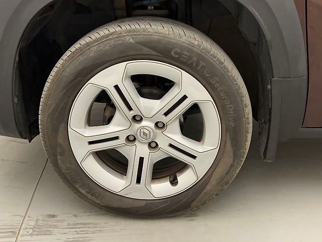 Used Renault Kiger [2021-2022] RXT AMT in Pune