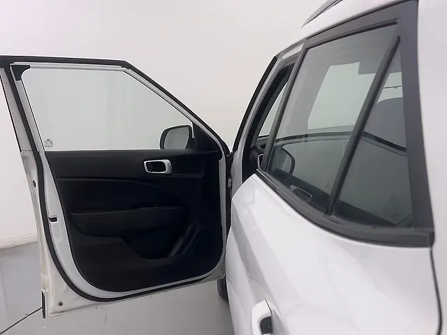 Used Hyundai Venue SX 1.5 CRDi in Ghaziabad