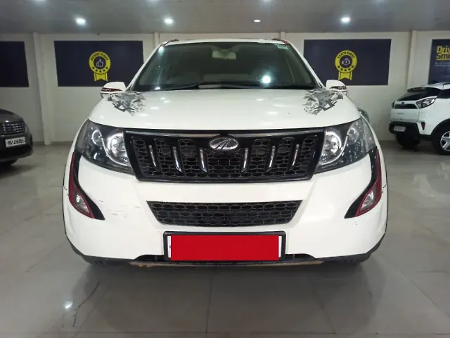 Used 2017 Mahindra XUV500 in Pune