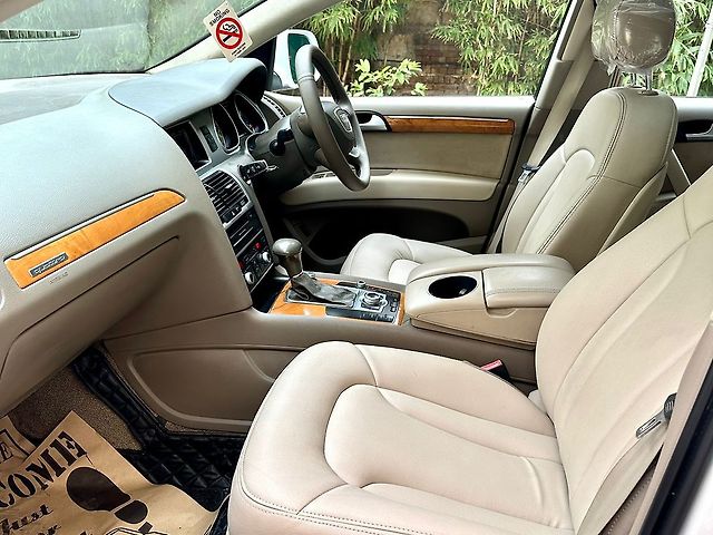 Used Audi Q7 [2010 - 2015] 35 TDI Premium + Sunroof in Delhi