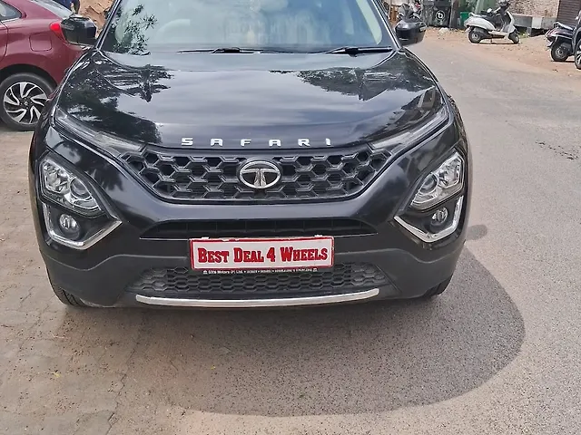 Used 2023 Tata Safari in Lucknow
