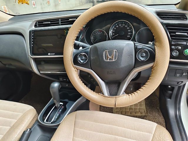 Used Honda City 4th Generation V CVT Petrol [2017-2019] in Ahmedabad