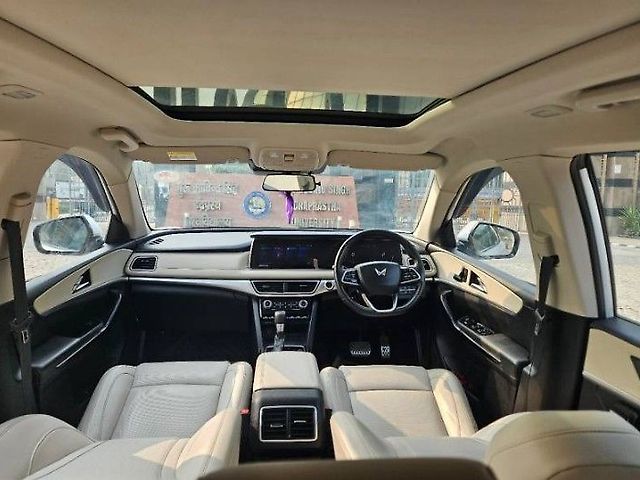 Used Mahindra XUV700 AX 7 Diesel AT 7 STR [2021] in Delhi