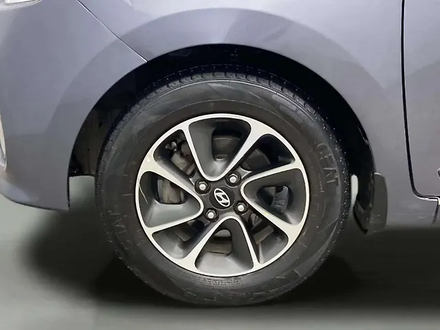 Used Hyundai Grand i10 Sportz (O) AT 1.2 Kappa VTVT [2017-2018] in Delhi