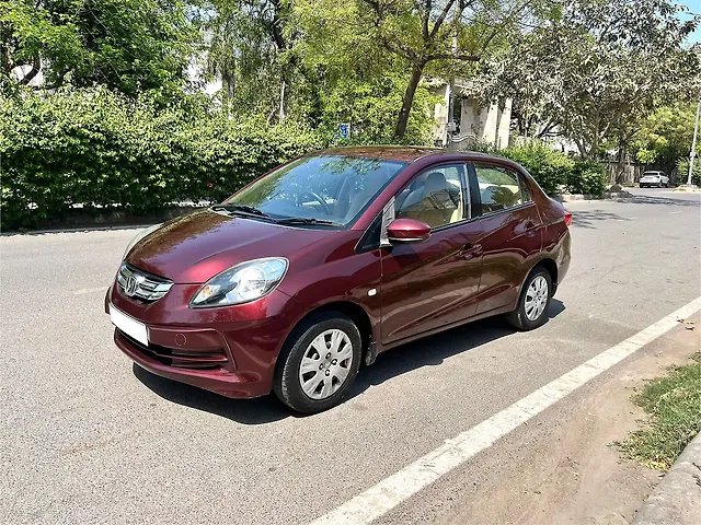 Used 2015 Honda Amaze in Delhi