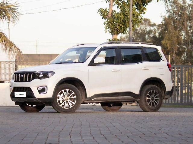 Used Mahindra Scorpio N Z6 Diesel AT 2WD 7 STR in Karnal