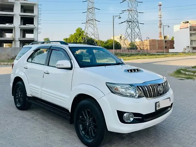 Used Toyota Fortuner [2012-2016] 3.0 4x2 AT in Chandigarh