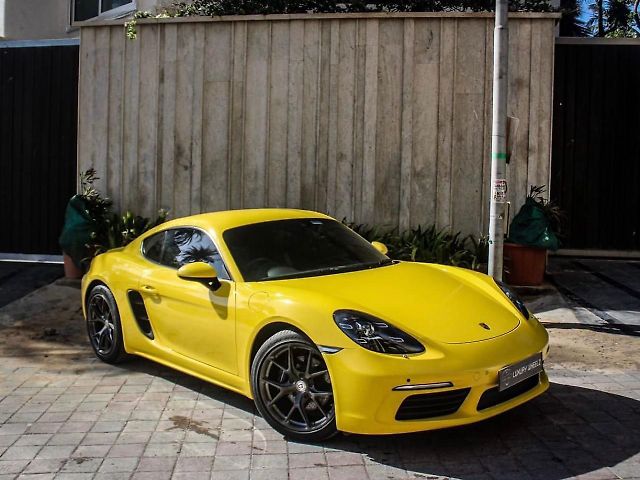 Used 2019 Porsche Cayman in Mumbai