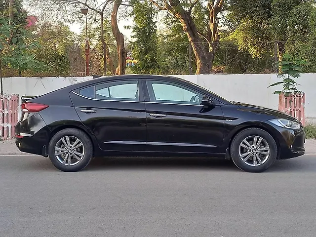 Used Hyundai Elantra [2016-2019] 1.6 SX (O) in Kanpur